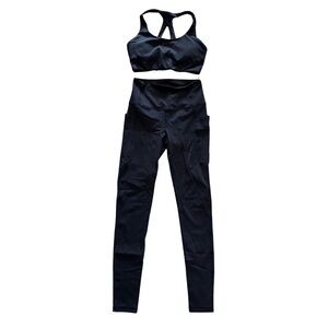 Arc’teryx Essent High‑Rise Legging 26” & Sports Bra Set – Navy – Size S